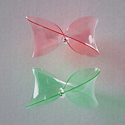 Möbius Bow